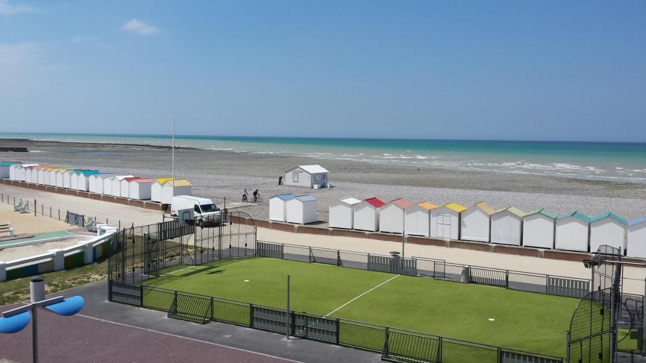 Camping Le Mont Joli Bois كرييل-سور-مير المظهر الخارجي الصورة